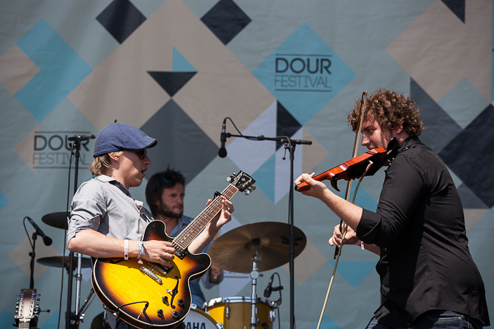 Yew @ Dour 2013, picture 1, photographed by Dorien Goetschalckx - FrontView Magazine
