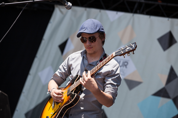 Yew @ Dour 2013, picture 5, photographed by Dorien Goetschalckx - FrontView Magazine