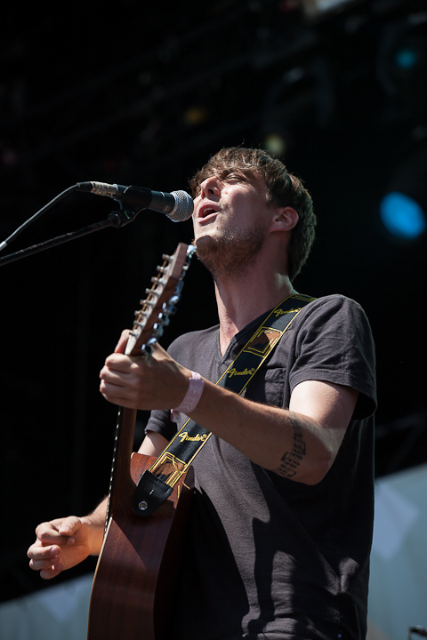 Yew @ Dour 2013, picture 7, photographed by Dorien Goetschalckx - FrontView Magazine