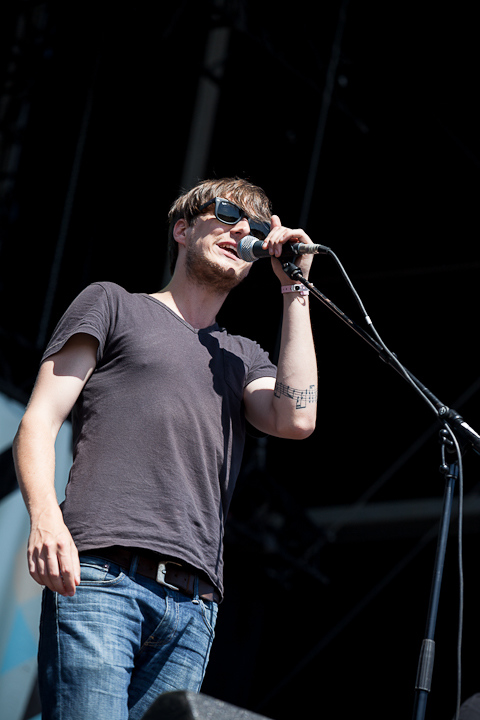 Yew @ Dour 2013, picture 9, photographed by Dorien Goetschalckx - FrontView Magazine