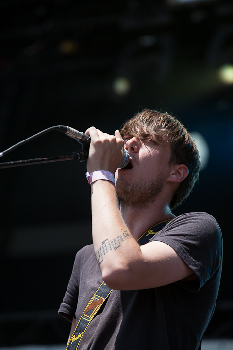 Yew @ Dour 2013, picture 12, photographed by Dorien Goetschalckx - FrontView Magazine