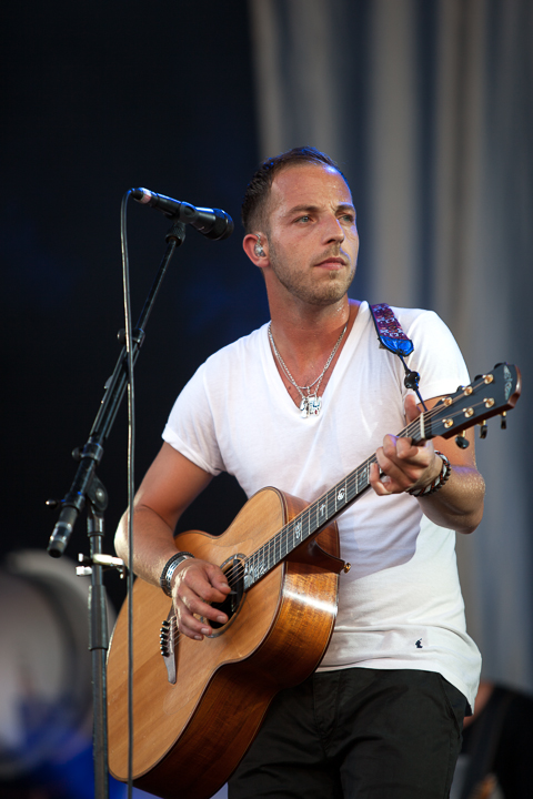James Morrison @ Suikerrock 2013, picture 16, photographed by Koen Rondelez - FrontView Magazine