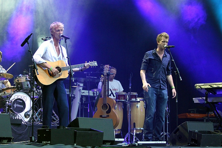 Mathieu & Guillaume @ Beleuvenissen 2013, picture 17, photographed by FrontView Magazine