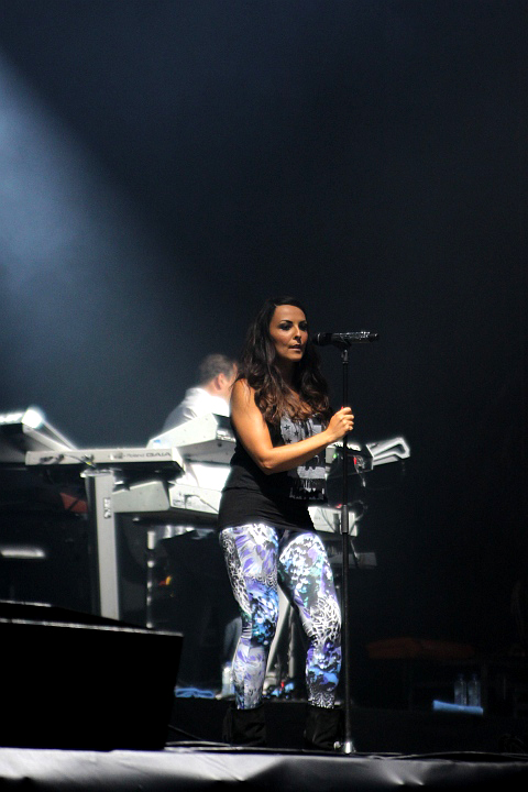 Milk Inc @ Beleuvenissen 2013, picture 1, photographed by FrontView Magazine