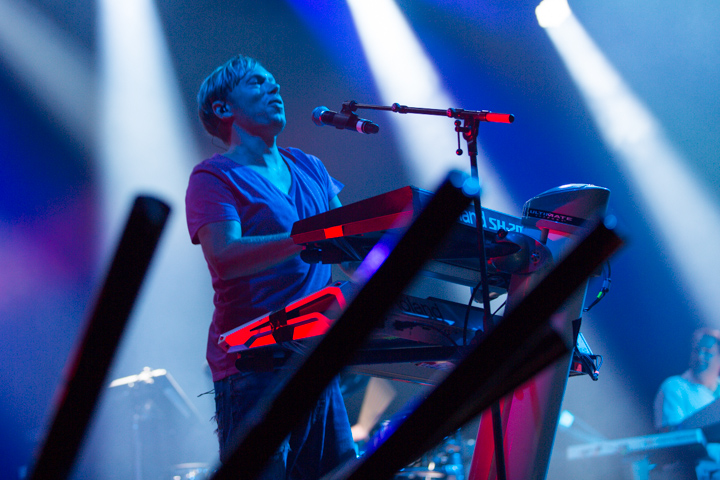 Milk Inc @ Beleuvenissen 2013, picture 4, photographed by FrontView Magazine