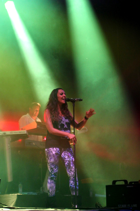 Milk Inc @ Beleuvenissen 2013, picture 12, photographed by FrontView Magazine