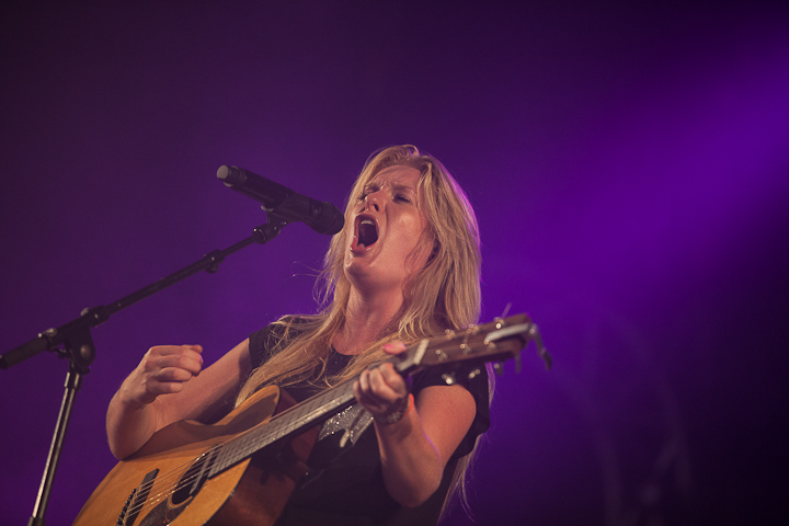 Miss Montreal @ Zwarte Cross 2013, foto 11, foto's door Dorien Goetschalckx - FrontView Magazine