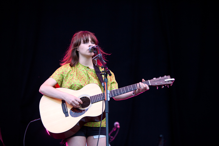 Gabrielle Aplin @ Suikerrock 2013, foto 18, foto's door Koen Rondelez - FrontView Magazine