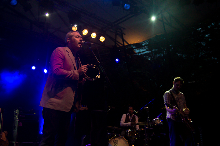 Tindersticks @ Rivierenhof, picture 3, photographed by Walter Grimm - FrontView Magazine