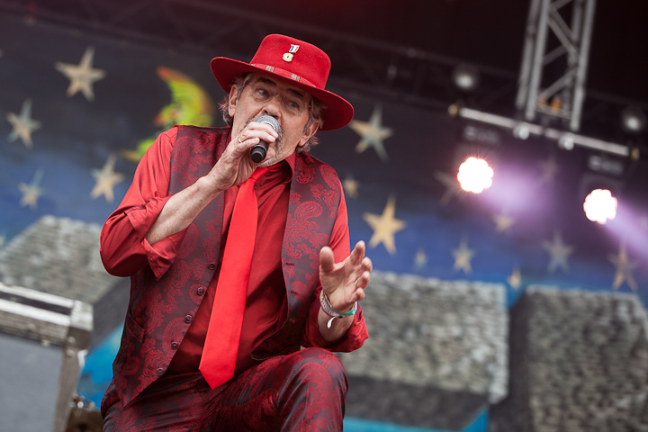Normaal @ Zwarte Cross 2013, picture 7, photographed by Dorien Goetschalckx - FrontView Magazine