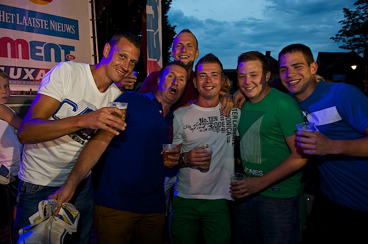 Vlaanderen zingt - Sfeerbeelden @ Bornem, picture 4, photographed by James Van Roosbroeck - FrontView Magazine