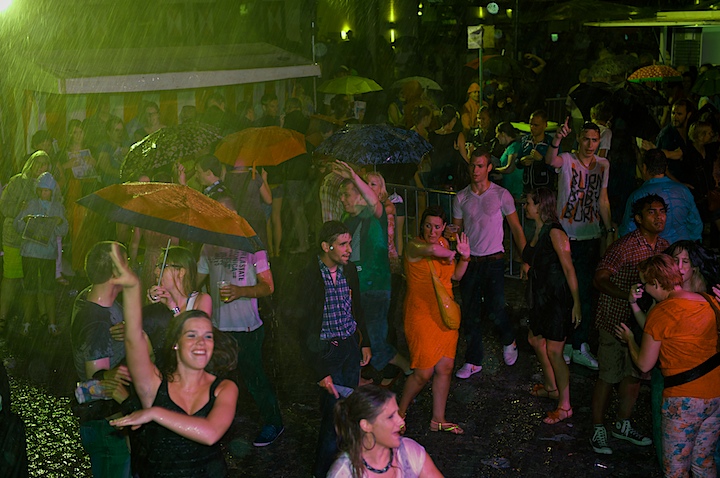 Vlaanderen zingt - Sfeerbeelden @ Bornem, picture 13, photographed by James Van Roosbroeck - FrontView Magazine