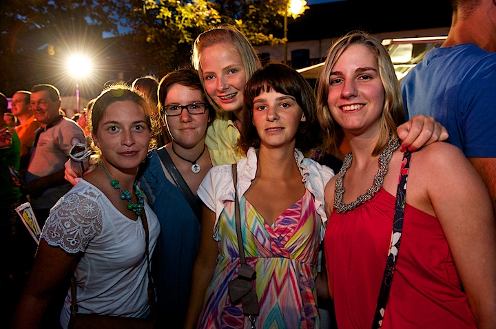 Vlaanderen zingt - Sfeerbeelden @ Bornem, picture 49, photographed by James Van Roosbroeck - FrontView Magazine