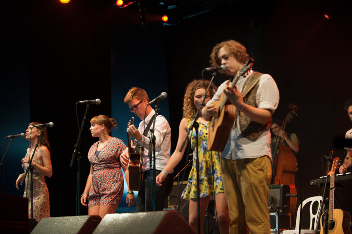Eva De Roovere Dranouter 2013, foto 2, foto's door Devid Camerlynck - FrontView Magazine