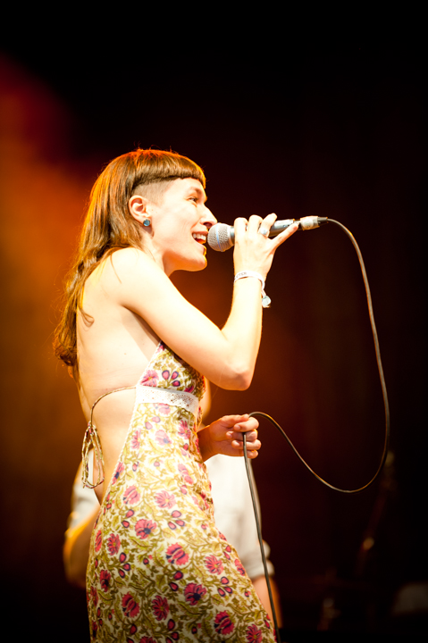 Eva De Roovere Dranouter 2013, foto 9, foto's door Devid Camerlynck - FrontView Magazine
