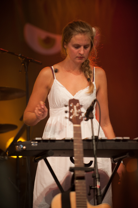 Eva De Roovere Dranouter 2013, foto 16, foto's door Devid Camerlynck - FrontView Magazine