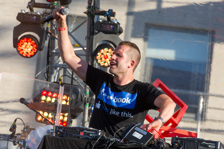 Vlaanderen Muziekland DJ Dimitri @ Lommel, picture 17, photographed by Marc Ras - FrontView Magazine