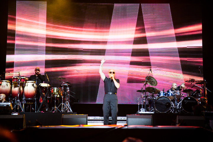 Pitbull @ Lokerse Feesten, picture 14, photographed by Tom Stessens - FrontView Magazine
