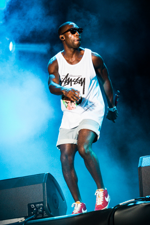 Tinie Tempah @ Lokerse Feesten, picture 4, photographed by Tom Stessens - FrontView Magazine
