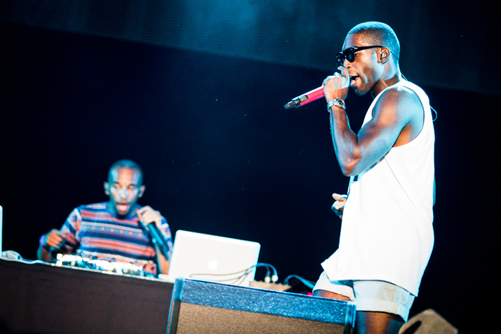 Tinie Tempah @ Lokerse Feesten, picture 13, photographed by Tom Stessens - FrontView Magazine