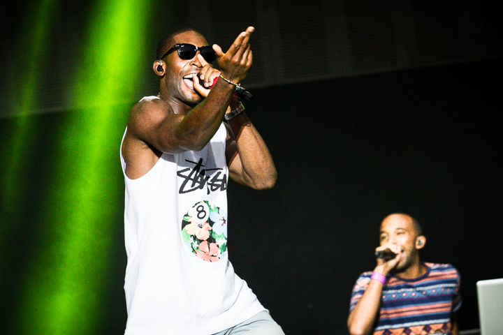 Tinie Tempah @ Lokerse Feesten, picture 15, photographed by Tom Stessens - FrontView Magazine