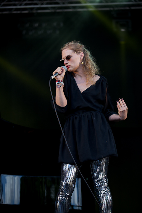 An Pierle @ Ronquières Festival 2013, picture 10, photographed by Dorien Goetschalckx - FrontView Magazine
