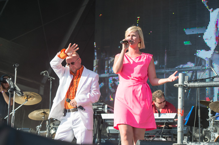 Devos & Lemmes @ Antwerpen Zingt 2013, picture 9, photographed by Youri Vanlommel - FrontView Magazine