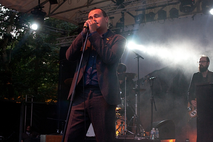 Dez Mona Openluchttheater Rivierenhof, picture 7, photographed by Philippe Janssens - FrontView Magazine