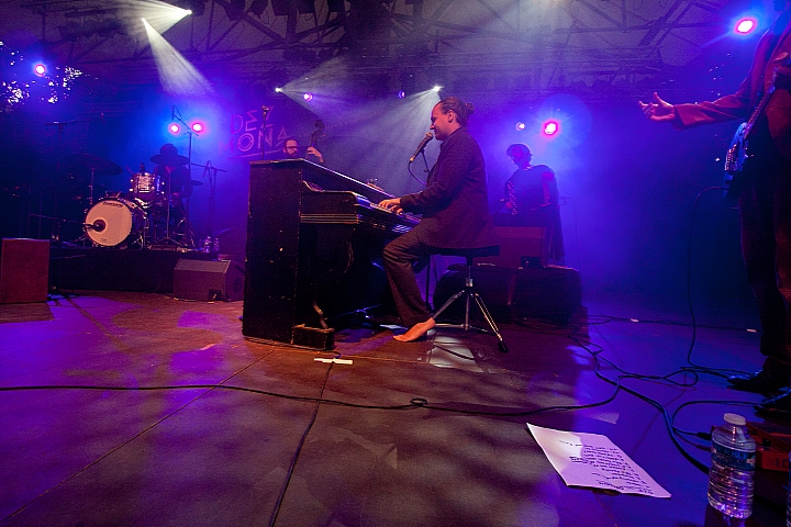 Dez Mona Openluchttheater Rivierenhof, picture 10, photographed by Philippe Janssens - FrontView Magazine