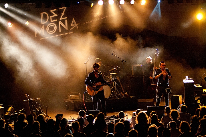 Dez Mona Openluchttheater Rivierenhof, picture 17, photographed by Philippe Janssens - FrontView Magazine