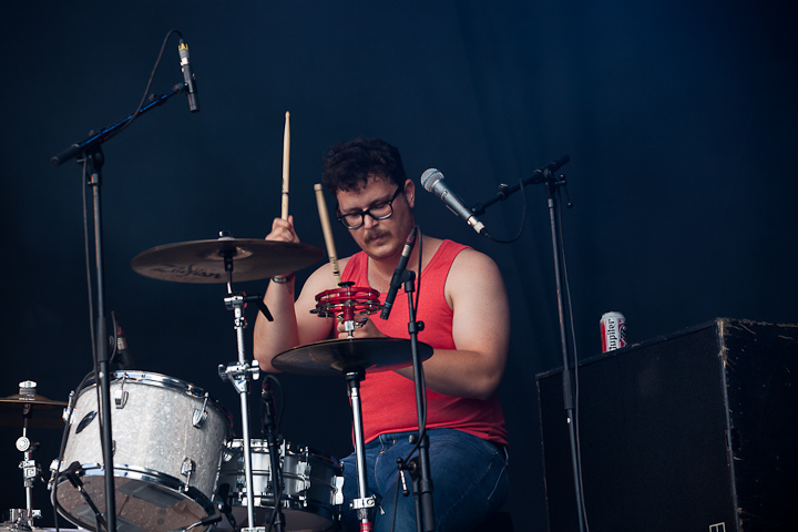 HEY YEAH! @ Ronquières Festival 2013, picture 6, photographed by Dorien Goetschalckx - FrontView Magazine