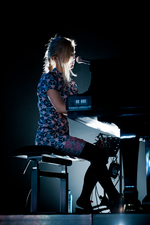 Agnes Obel dranouter 2013, picture 35, photographed by Devid Camerlynck - FrontView Magazine