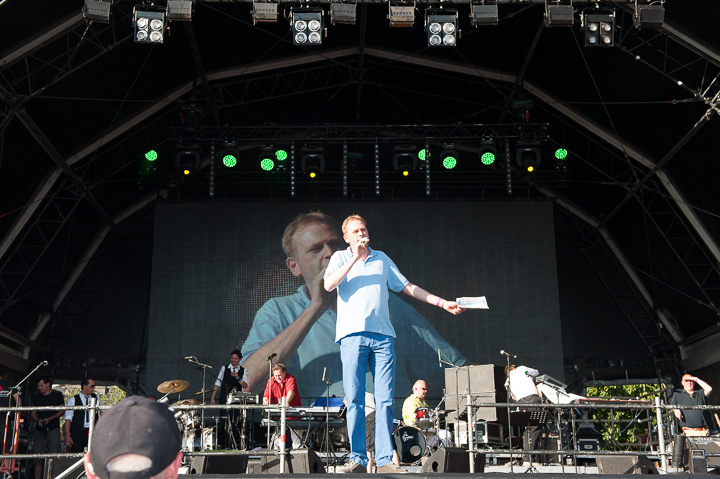Antwerpen zingt - Editie 2013 @ Gedempte Zuiderdokken, picture 3, photographed by Youri Vanlommel - FrontView Magazine