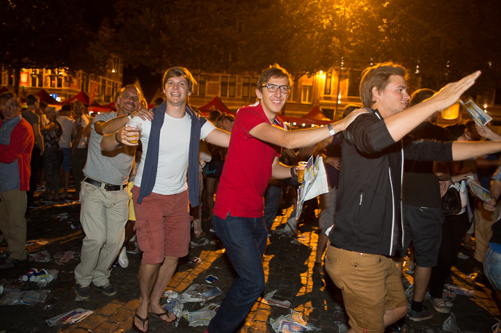 Antwerpen zingt - Editie 2013 @ Gedempte Zuiderdokken, picture 71, photographed by Youri Vanlommel - FrontView Magazine