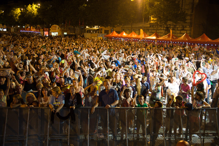 Antwerpen zingt - Editie 2013 @ Gedempte Zuiderdokken, picture 75, photographed by Youri Vanlommel - FrontView Magazine