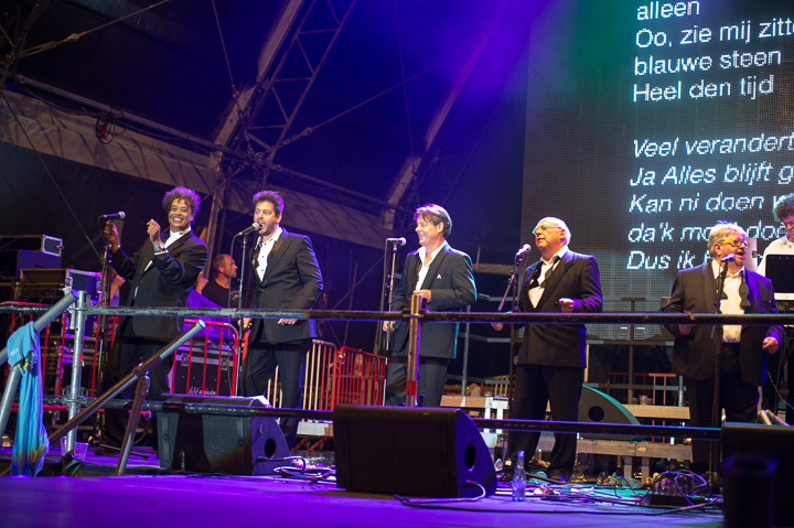 De Grungblavers @ Antwerpen Zingt 2013, picture 10, photographed by Steven Stausens - FrontView Magazine
