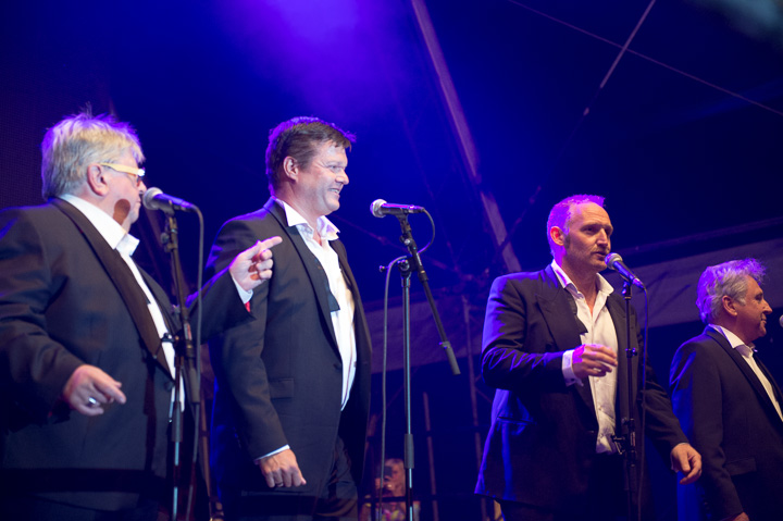 De Grungblavers @ Antwerpen Zingt 2013, picture 16, photographed by Steven Stausens - FrontView Magazine
