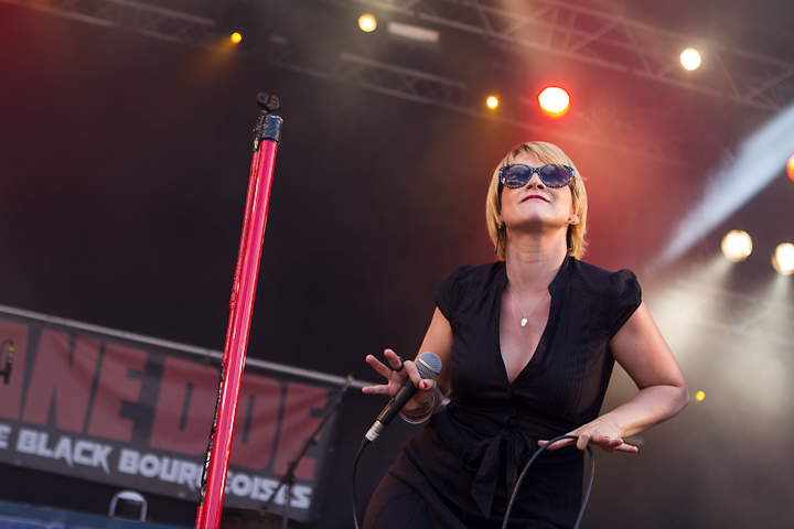 Jane Doe and the Black Bourgeoises @ Ronquières Festival 2013, picture 8, photographed by Dorien Goetschalckx - FrontView Magazine