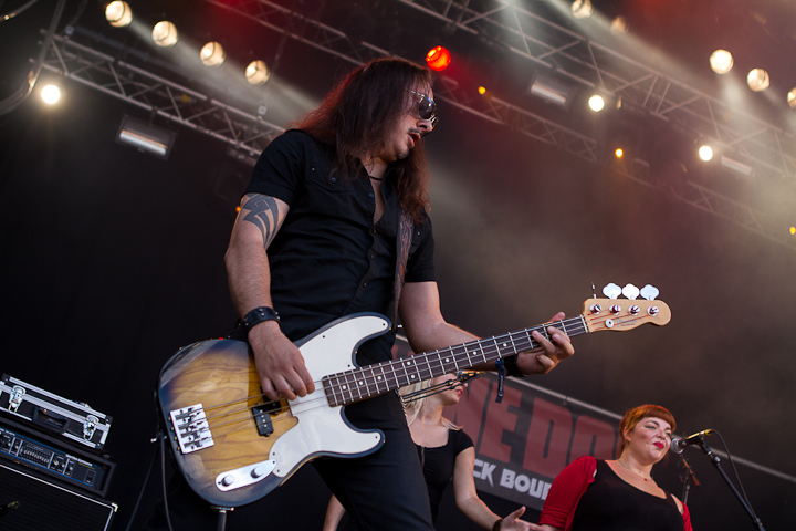 Jane Doe and the Black Bourgeoises @ Ronquières Festival 2013, picture 12, photographed by Dorien Goetschalckx - FrontView Magazine