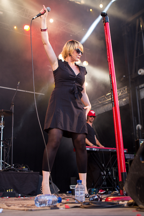 Jane Doe and the Black Bourgeoises @ Ronquières Festival 2013, picture 13, photographed by Dorien Goetschalckx - FrontView Magazine
