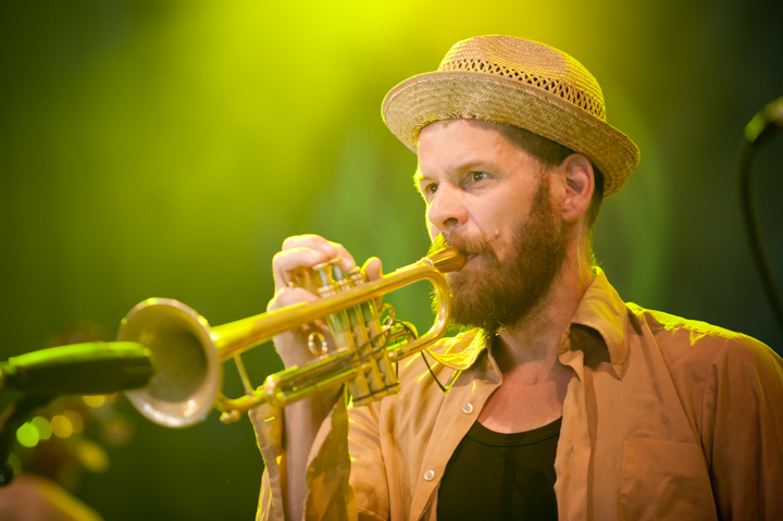 Jaune Toujours Dranouter 2013, picture 16, photographed by Devid Camerlynck - FrontView Magazine