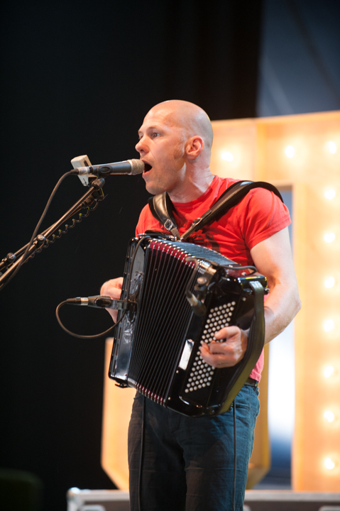 Jaune Toujours Dranouter 2013, picture 21, photographed by Devid Camerlynck - FrontView Magazine