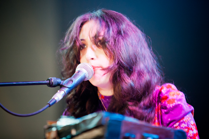 Kitty, Daisy & Lewis Dranouter 2013, picture 1, photographed by Devid Camerlynck - FrontView Magazine