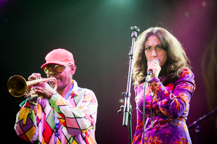 Kitty, Daisy & Lewis Dranouter 2013, picture 4, photographed by Devid Camerlynck - FrontView Magazine