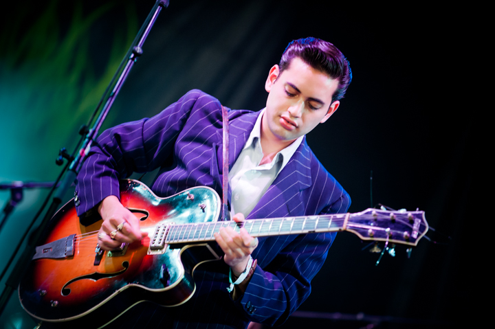 Kitty, Daisy & Lewis Dranouter 2013, picture 16, photographed by Devid Camerlynck - FrontView Magazine