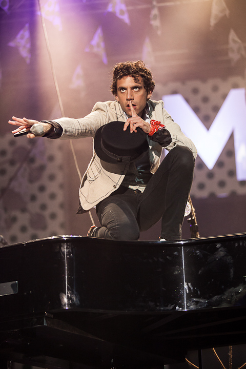 Mika @ Ronquières Festival 2013, foto 4, foto's door Dorien Goetschalckx - FrontView Magazine