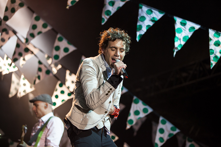 Mika @ Ronquières Festival 2013, foto 20, foto's door Dorien Goetschalckx - FrontView Magazine