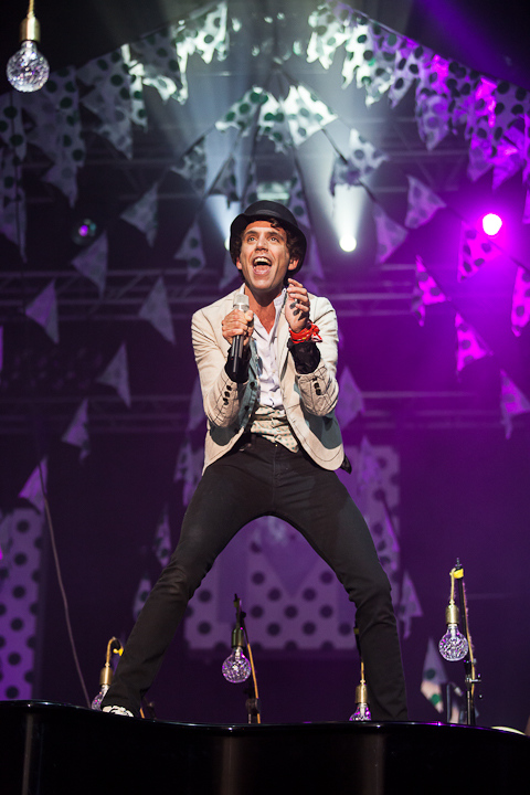 Mika @ Ronquières Festival 2013, foto 31, foto's door Dorien Goetschalckx - FrontView Magazine