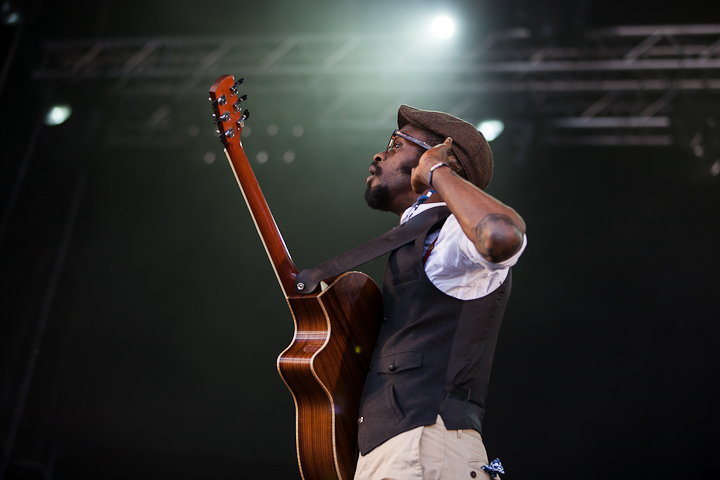 Tété @ Ronquières Festival 2013, picture 1, photographed by Dorien Goetschalckx - FrontView Magazine