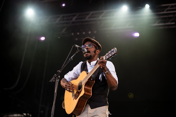 Tété @ Ronquières Festival 2013, picture 8, photographed by Dorien Goetschalckx - FrontView Magazine